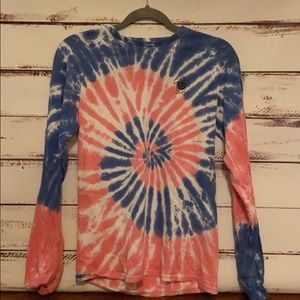 long sleeve tie die shirt